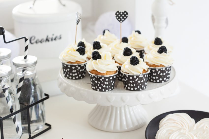 babeczki wanilowe z kremem