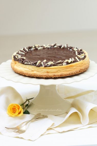 sernik kawowy z merci